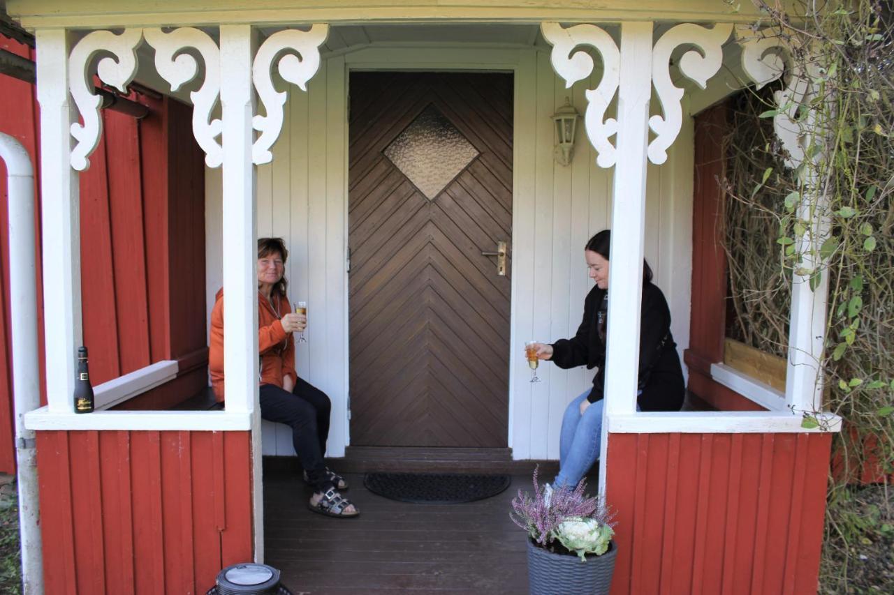 Charmig Hallandslaenga Naera Ullared Luaran gambar